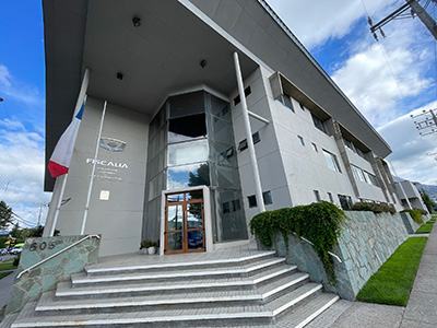 Fiscalía de Coyhaique logra condena de 20 años para hombre por violaciones y abusos sexuales reiterados contra sus hijas